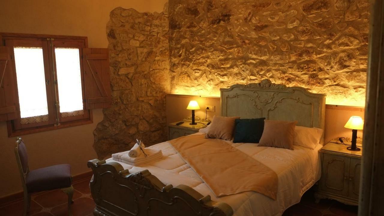 La Masia De Montpedros Peralada Exteriör bild
